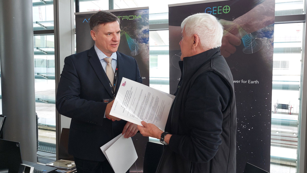 Fjodor Sergejev from TalTech signing the MoU with Astrostrom